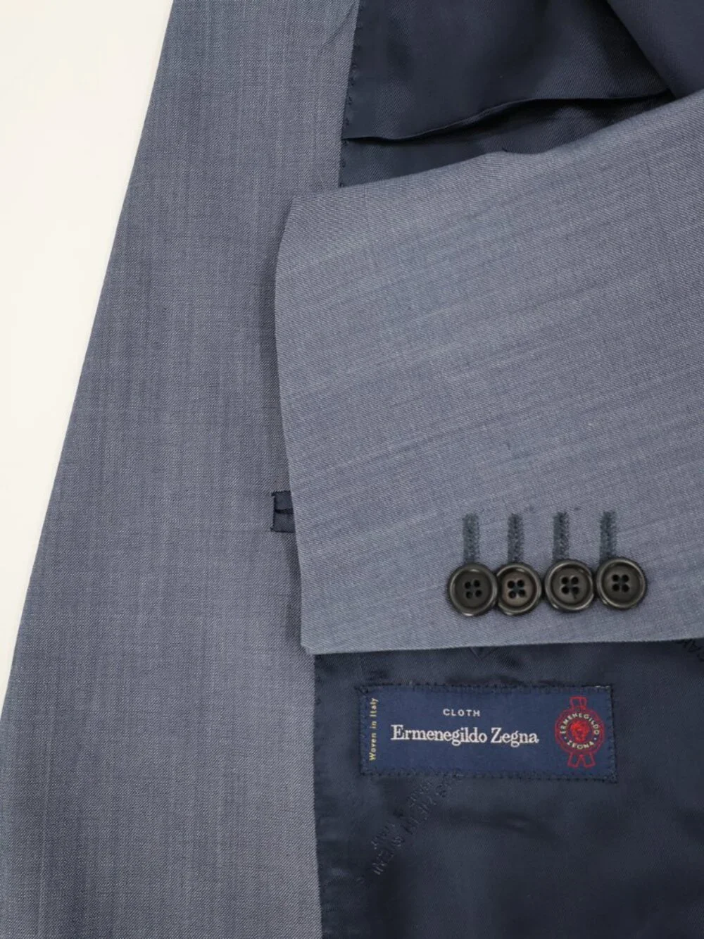 Saks Fifth Avenue Sport Coat Mens 44R Ermenegildo Zegna Wool Silk sharkskin blue
